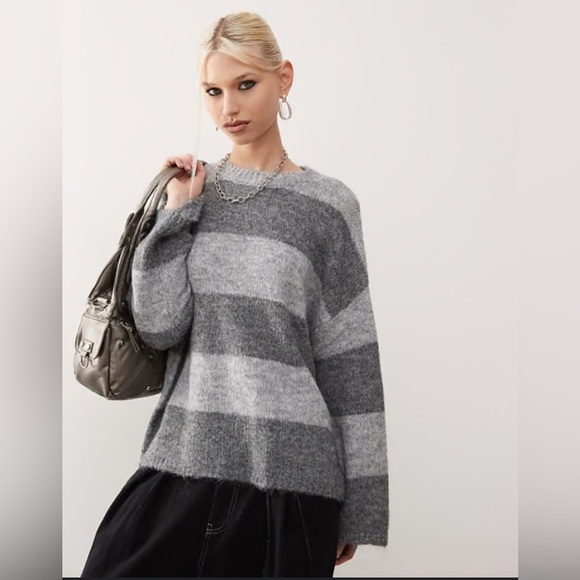 2XL💕Noisy may Oversize Gray Crew Neck Sweater with Stripes - Picture 3 of 8